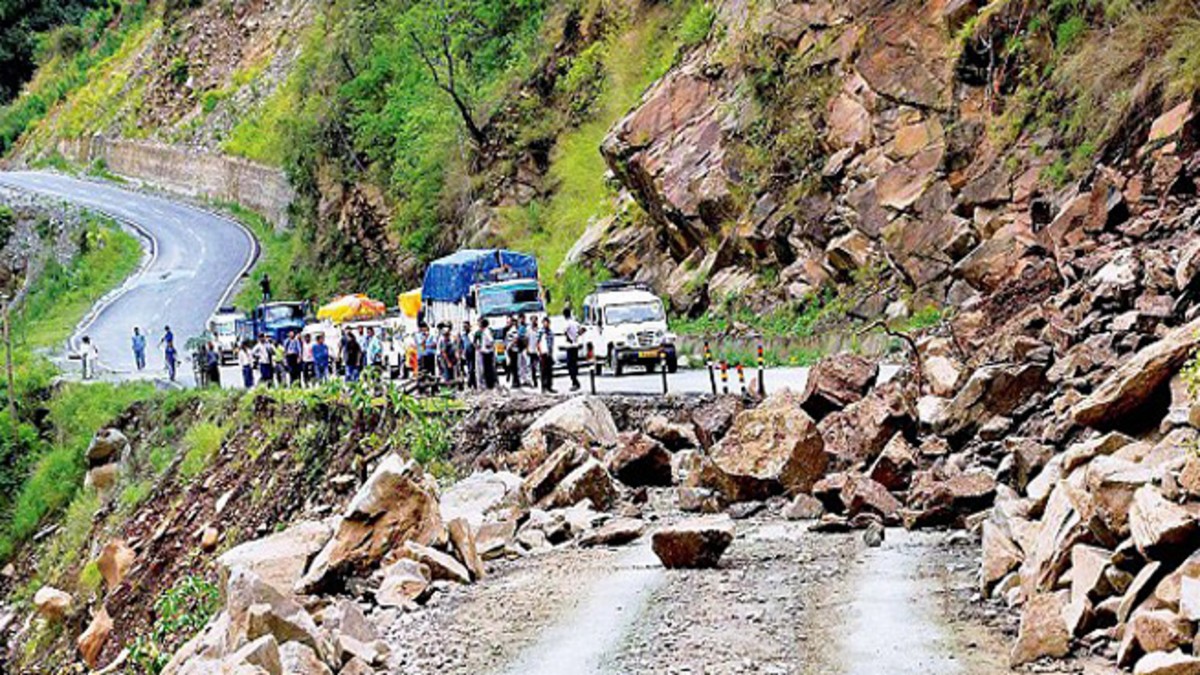 Char Dham Yatra Suspended as IMD Issues Red Alert for Uttarakhand Rain