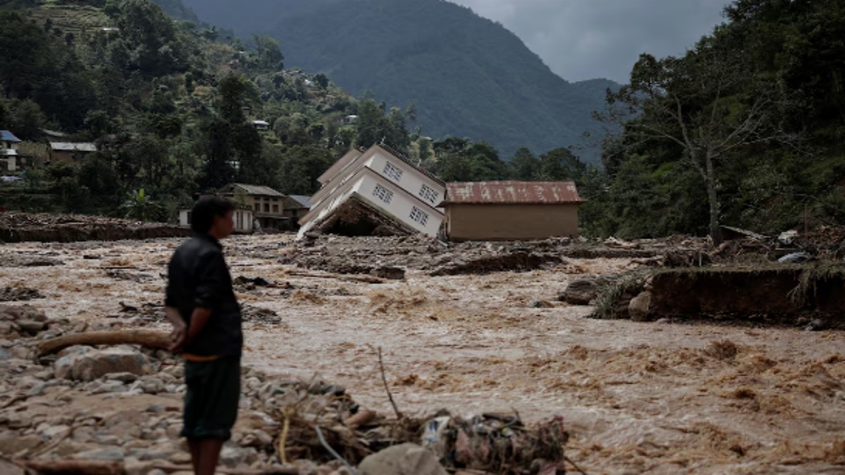 Nepal Floods Kill 21 as Heavy Rain Triggers Landslides and River Swells